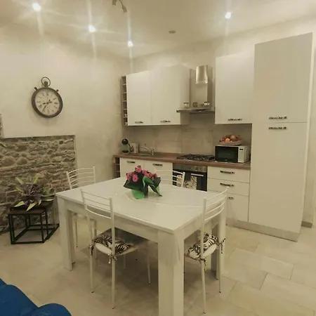 Garfi House * لوكا